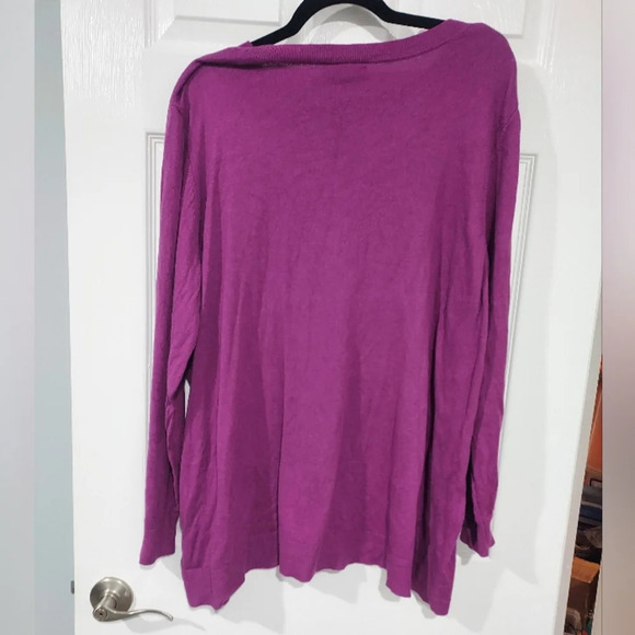Lane Bryant Purple Knit Sweater with Star Pattern Gold Sequin in Size 26/28 - 4X - Picture 10 of 11